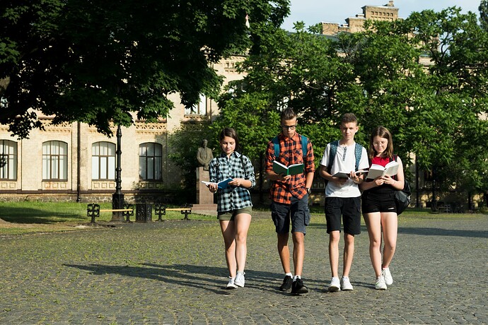 students-walking-and-reading